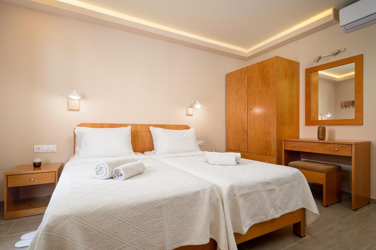 Minos Boutique Hotel Айя-Галіні Екстер'єр фото