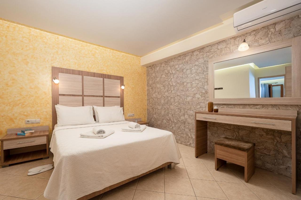 Minos Boutique Hotel Айя-Галіні Екстер'єр фото