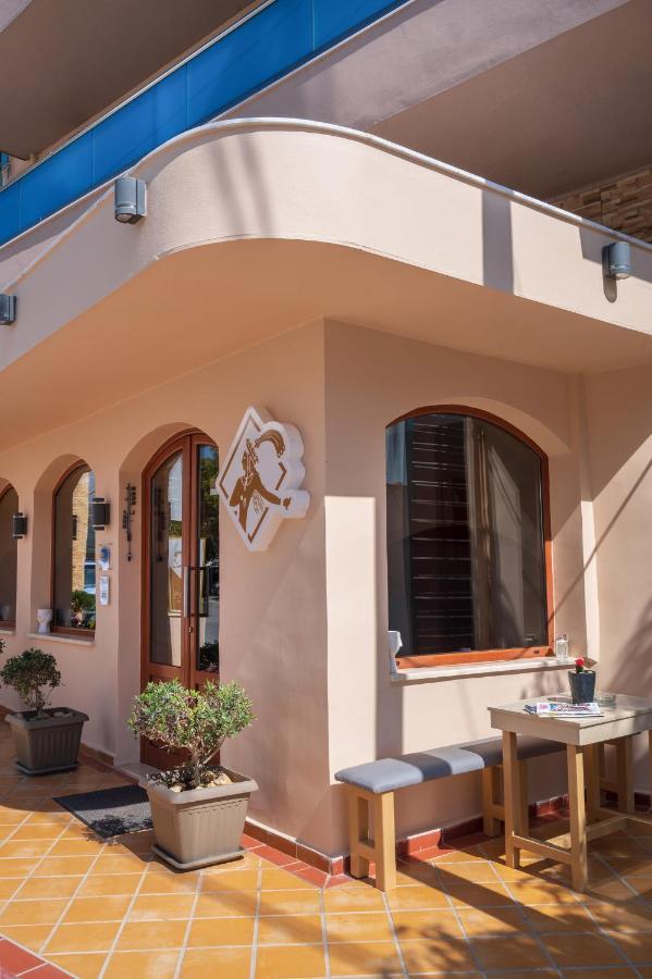 Minos Boutique Hotel Айя-Галіні Екстер'єр фото