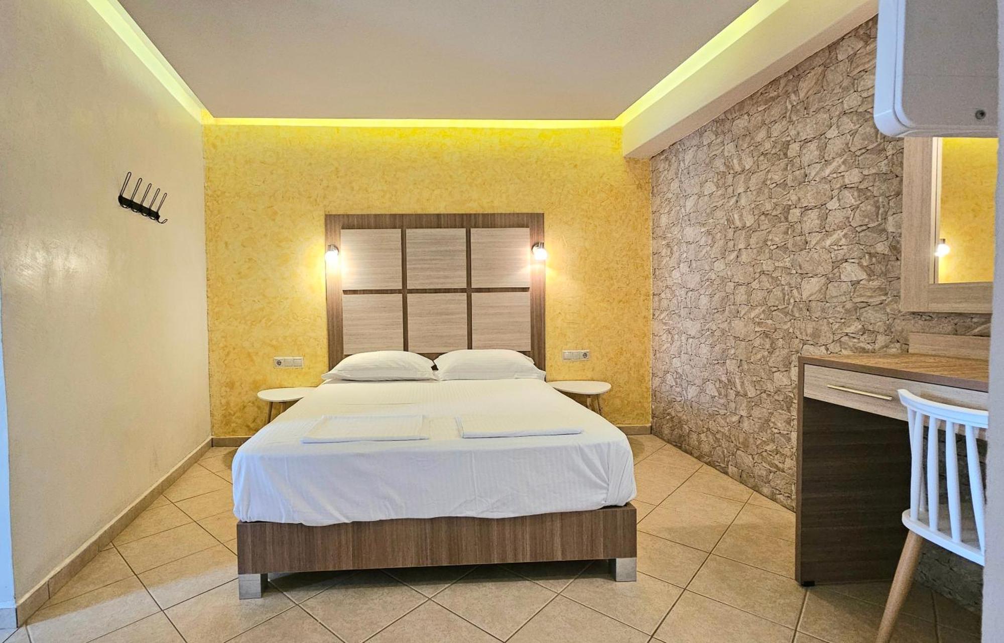 Minos Boutique Hotel Айя-Галіні Екстер'єр фото
